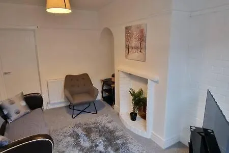 Cosy Fresh New Refurbished House Διαμέρισμα Ντόνκαστερ