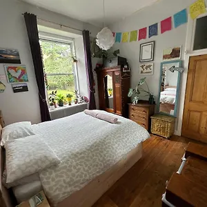 Quirky In Leith Apartment Edinburgh