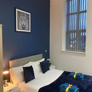 Apartment 1bed 1bath Pent-apartment, Doncaster